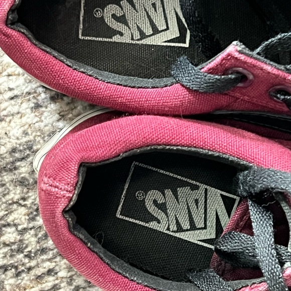 EUC Vans Old Skool Rumba Red with black accent, sz 7 - Picture 6 of 8